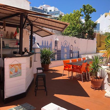 Orange Terrace Hostel อัลบูเฟรา ภายนอก รูปภาพ