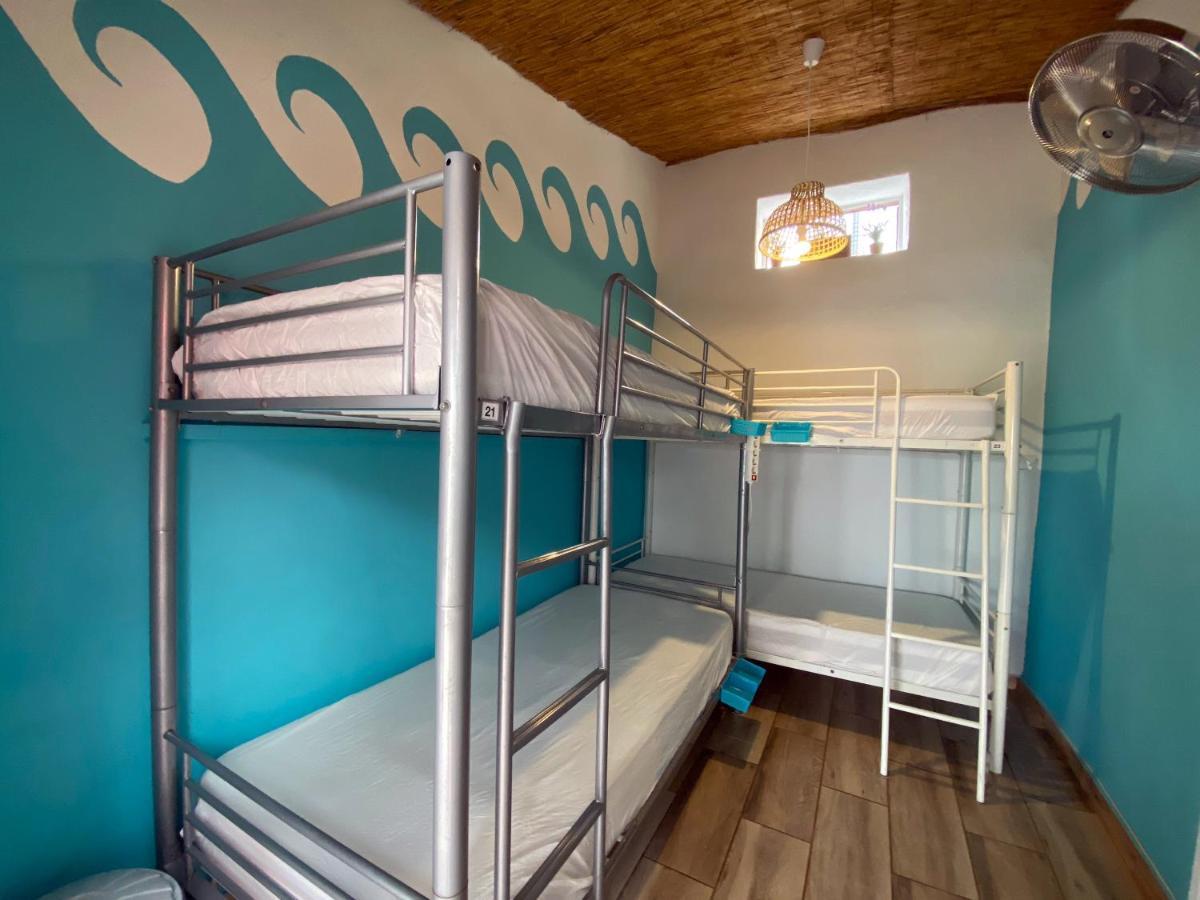 Orange Terrace Hostel อัลบูเฟรา ภายนอก รูปภาพ