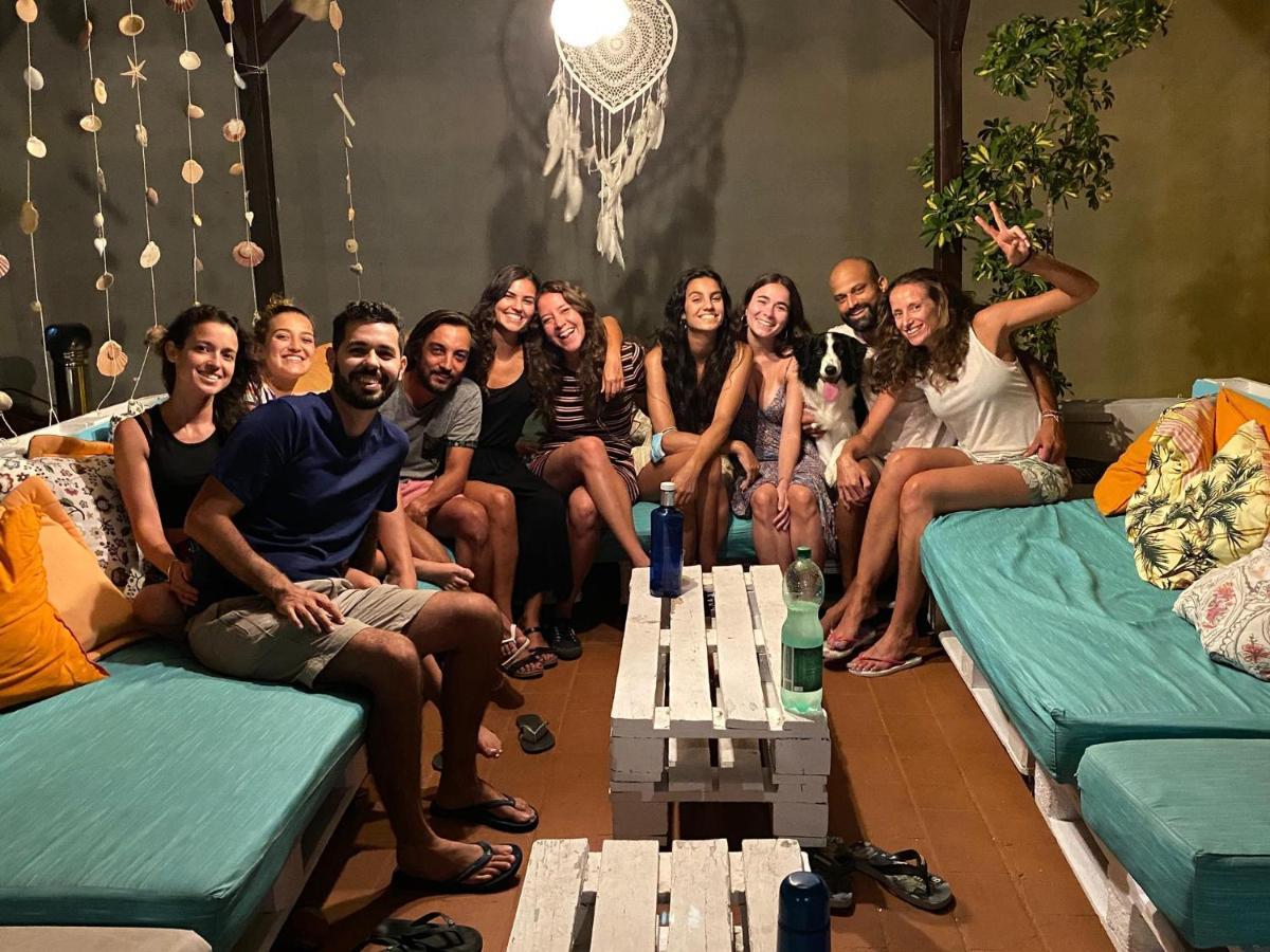 Orange Terrace Hostel อัลบูเฟรา ภายนอก รูปภาพ