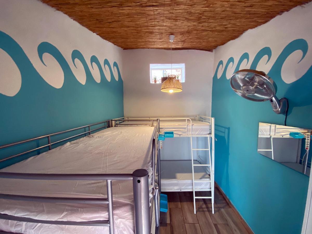 Orange Terrace Hostel อัลบูเฟรา ห้อง รูปภาพ