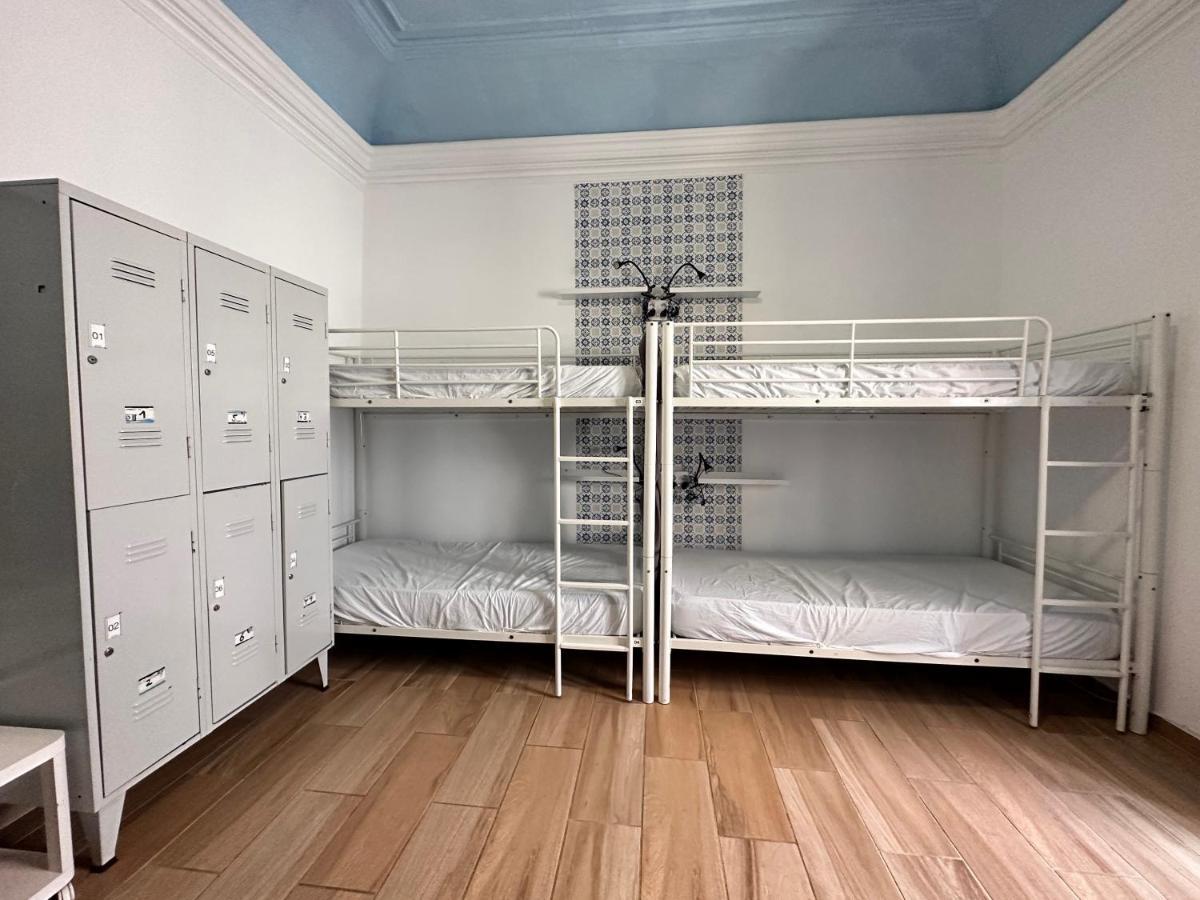 Orange Terrace Hostel อัลบูเฟรา ภายนอก รูปภาพ