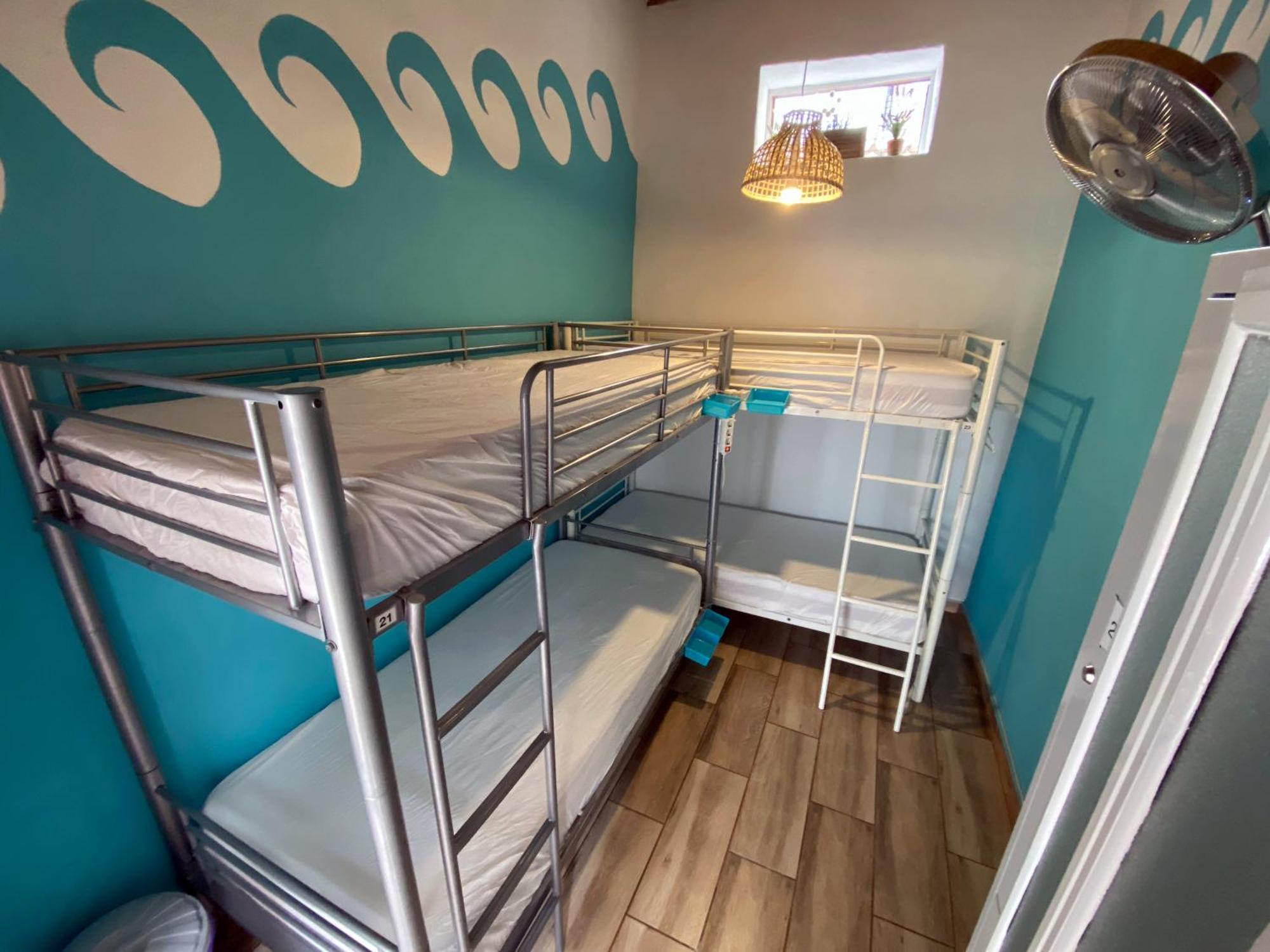 Orange Terrace Hostel อัลบูเฟรา ห้อง รูปภาพ