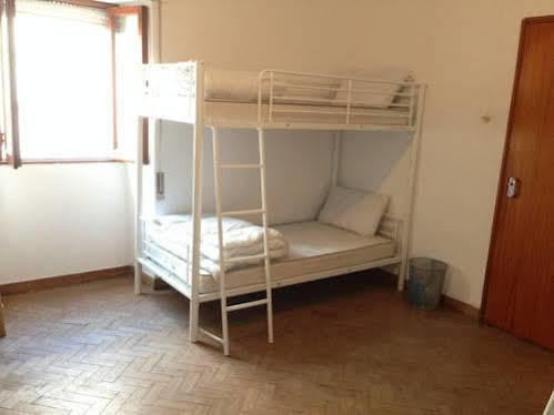 Orange Terrace Hostel อัลบูเฟรา ภายนอก รูปภาพ
