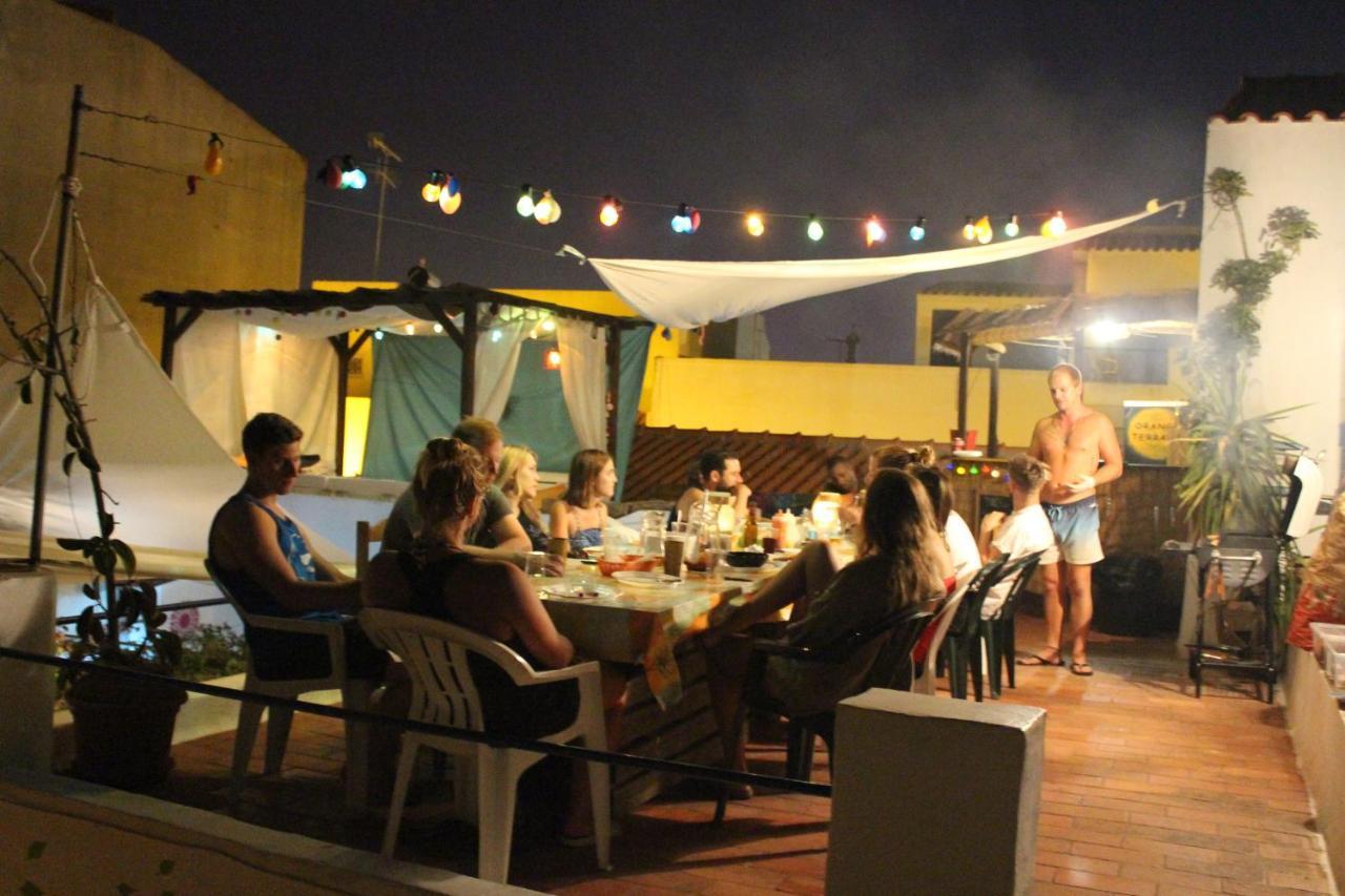 Orange Terrace Hostel อัลบูเฟรา ภายนอก รูปภาพ